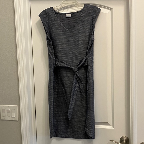 Columbia Charcoal and Navy  Belted Midi Dress Size L - Picture 1 of 9